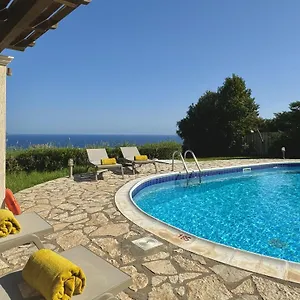 villa-neptune-kefalonia-island.kefaloniahotels.net/